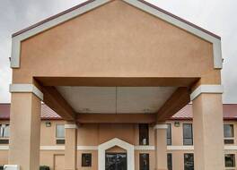 クオリティ イン & スイーツ パイン ブラフ 写真