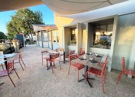 ibis Poitiers Sud 写真