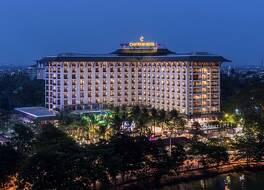 チャトリウム ホテル ロイヤル レイク ヤンゴン 写真