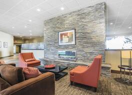 クオリティ ホテル & カンファレンス センター 写真