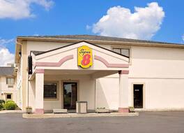 スーパー 8 バイ ウィンダム サマーセット