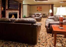 ベイモント イン アンド スイーツ バイ ウィンダム スタージス 写真