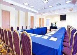 ホリデイ イン エクスプレス & スイーツ ウォーキガン by IHG 写真