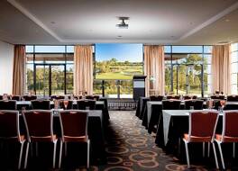 Mercure Kooindah Waters