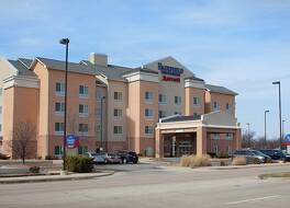 フェアフィールド イン & スイーツ バイ マリオット マウント バーノン レンド レイク 写真