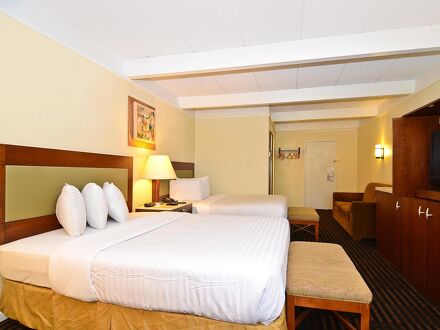 レキシントン イン & スイーツ NW シカゴ エルギン 写真