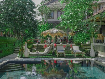 ロカサリ リトリート 写真