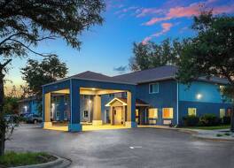 スーパー8 バイ ウィンダム マッヘンリー/フォックスレイクエリア 写真