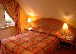 ホテル ラ フェロニエール 写真