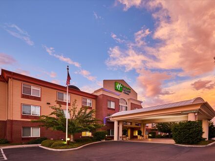 Holiday Inn Express Hotel and Suites Medford-Central Point 写真