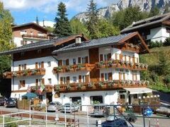 ホテル ヴィラ ネベ 写真