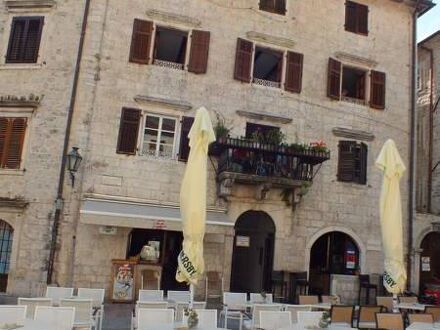 Montenegro Backpackers Home Kotor 写真