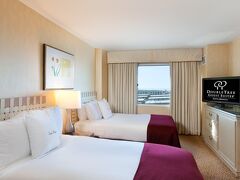 ヒルトン サンタモニカ ホテル & スイーツ 写真