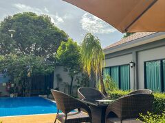 バーンミー プーケット ニア チャロン ピア 写真