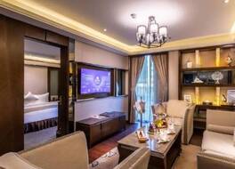 ブライラ ホテル オラヤ 写真