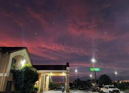 クオリティ イン & スイーツ パイン ブラフ 写真