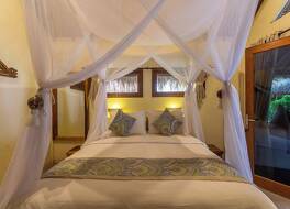 スキャリーワグスビーチクラブ 写真