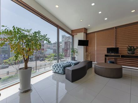 Staywell Hotel 写真