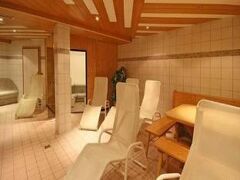 ホテル ノイヴィルト 写真