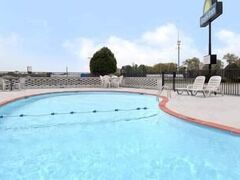 デイズ イン バイ ウィンダム ジャクソンビル 写真