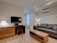 ストラスコナ ホテル 写真