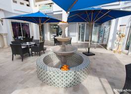 ホテル レジデンス ロマン 写真