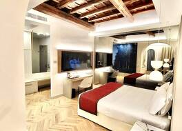 ハリーズ バー トレヴィ ホテル&レストラン 写真