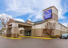 スリープ イン スーフォールズ エアポート