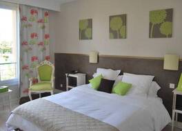 Les Aubuns Country Hotel 写真