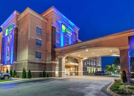 ホリデイ イン エクスプレス ホテル & スイーツ クックビル by IHG