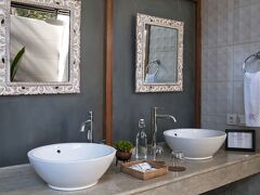 ケレンシア プライベート プール ヴィラズ 写真