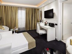 ホテル コロン グラン メリア 写真