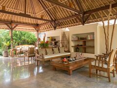 コマネカ アット モンキー フォレスト ウブド 写真