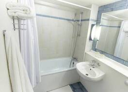 カンパニール  モンリュソン ~ サン ヴィクトール ホテル 写真