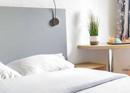 セリーゼ ナンシー 写真