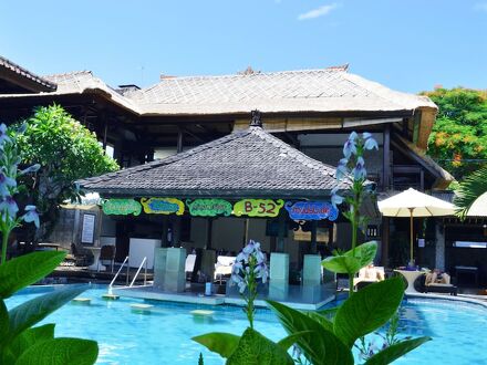 バリサニ パドマ ホテル 写真