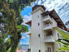 モノポリ オテル ブキティンギ 写真