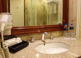 ブミ セニユー ホテル 写真