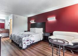 レッド ルーフ イン モンティーグル - I-24 写真