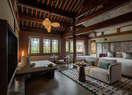 NMAN QIANXUE CASTLE 写真