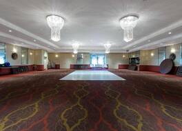 ラマダ バイ ウィンダム グレンデール ハイツ / ロンバード 写真