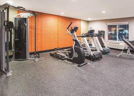 ラ キンタ イン & スイーツ バイ ウィンダム オファロン, IL - セント ルイス 写真