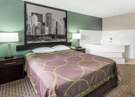 スーパー 8 バイ ウィンダム マンデレイン / リバティビル エリア 写真