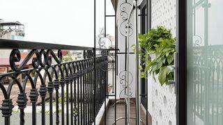 エリ リナ ホテル