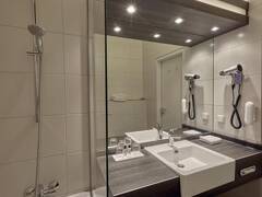 H+ ホテル ケルン ヒュルト 写真