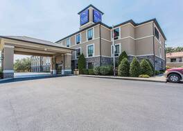 スリープ イン & スイーツ マンチェスター ニア アーノルド AFB