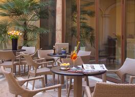 ホテル コロンバ ドオロ 写真