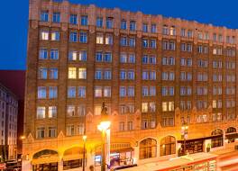 ザ ピックウィック ホテル 写真