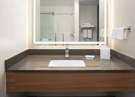 フェアフィールド イン & スイーツ ニューアーク リバティー インターナショナル エアポート 写真