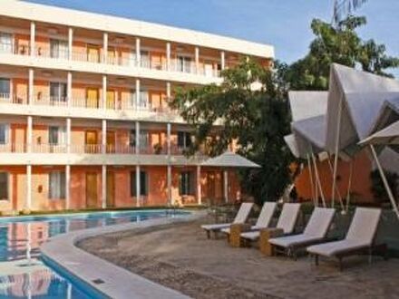 ホテル マリア デル カルメン 写真